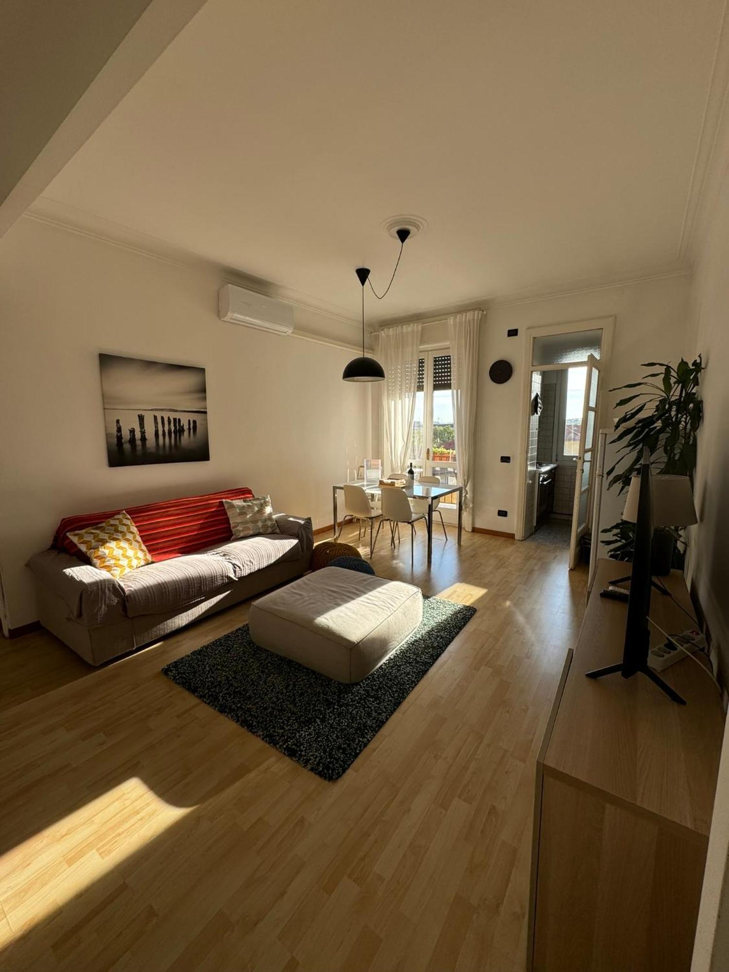 Ferienwohnung Trilocale Con Due Balconi A Isola Porta Nuova Mailand Exterior foto
