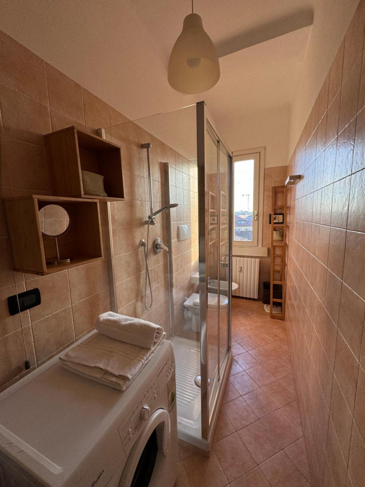 Ferienwohnung Trilocale Con Due Balconi A Isola Porta Nuova Mailand Exterior foto